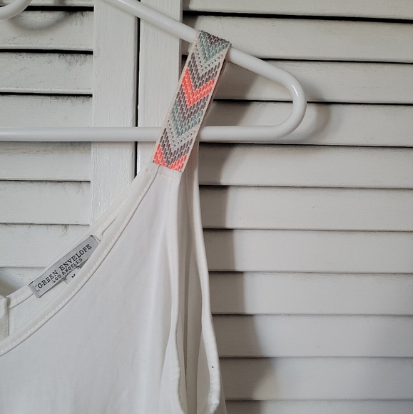 GREEN ENVELOPE LOS ANGELES Chevron Print White Flowy Tank Blouse, Size M - Picture 5 of 9